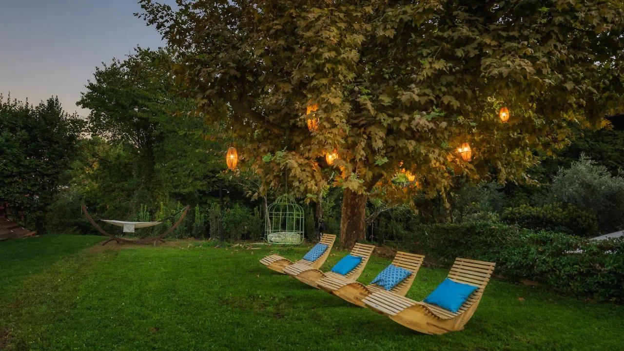 La Dama Del Bosco 8&3, Emma Villas Capriglia